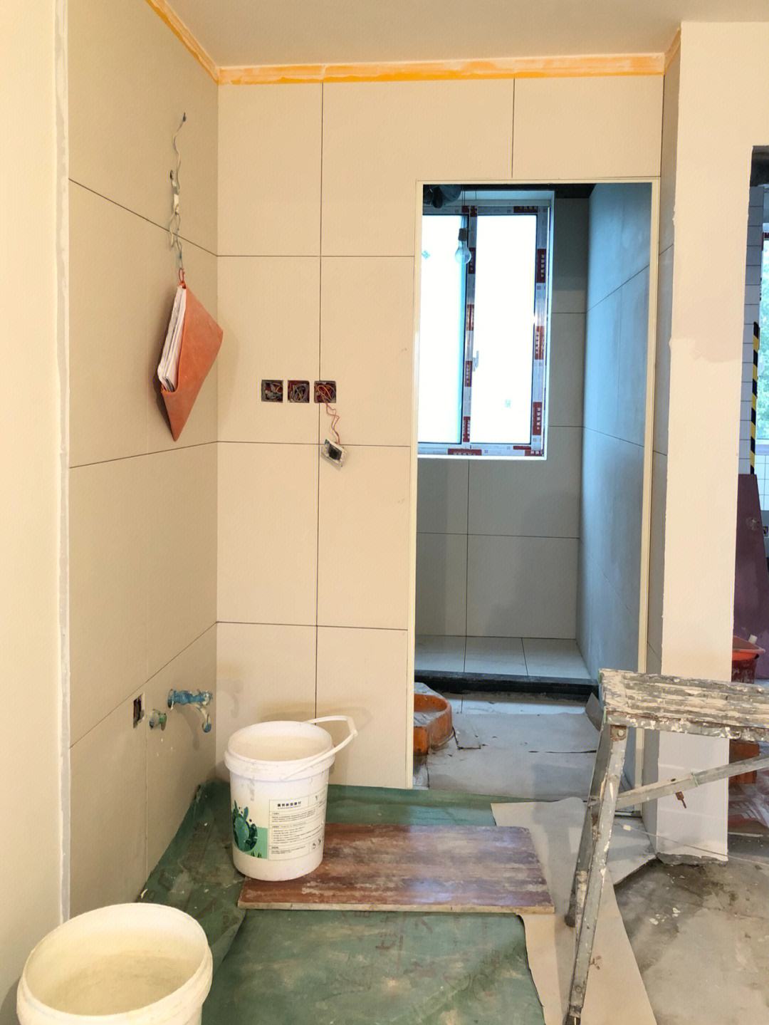 墙面砖坏了一块怎么能补进一块新的(墙面砖坏了一块怎么能补进一块新的砖) 墙面砖坏了一块怎么能补进一块新的(墙面砖坏了一块怎么能补进一块新的砖)